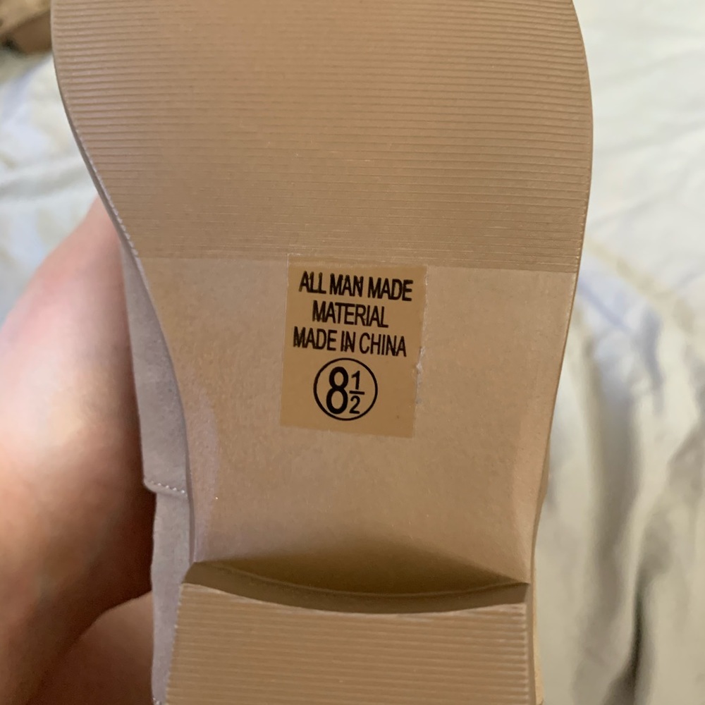 Tan booties - Picture 4 of 4